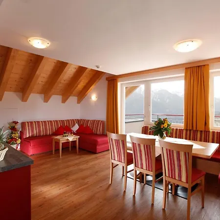 Hotell Alpenroyal Fiss