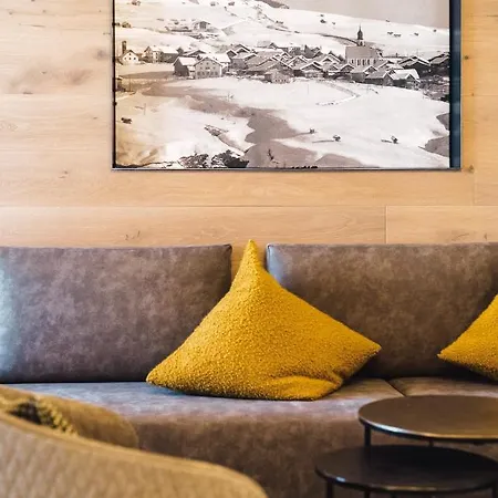Alpenroyal Hotel 4*