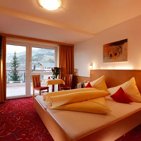 Alpenroyal Hotel 4*